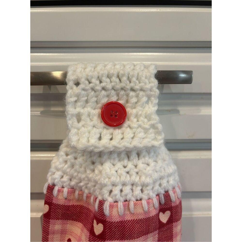 Crochet Top Kitchen Towel- Hearts-Pink plaid